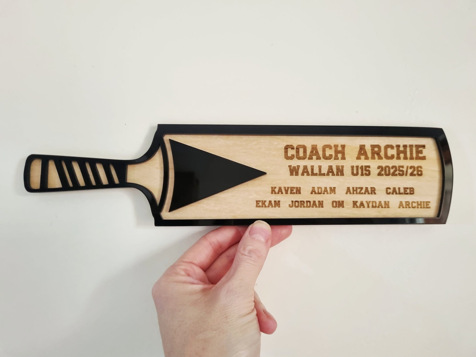 Cricket Bat Coach Gift Plaque – Personalised Team Cricket Keepsake