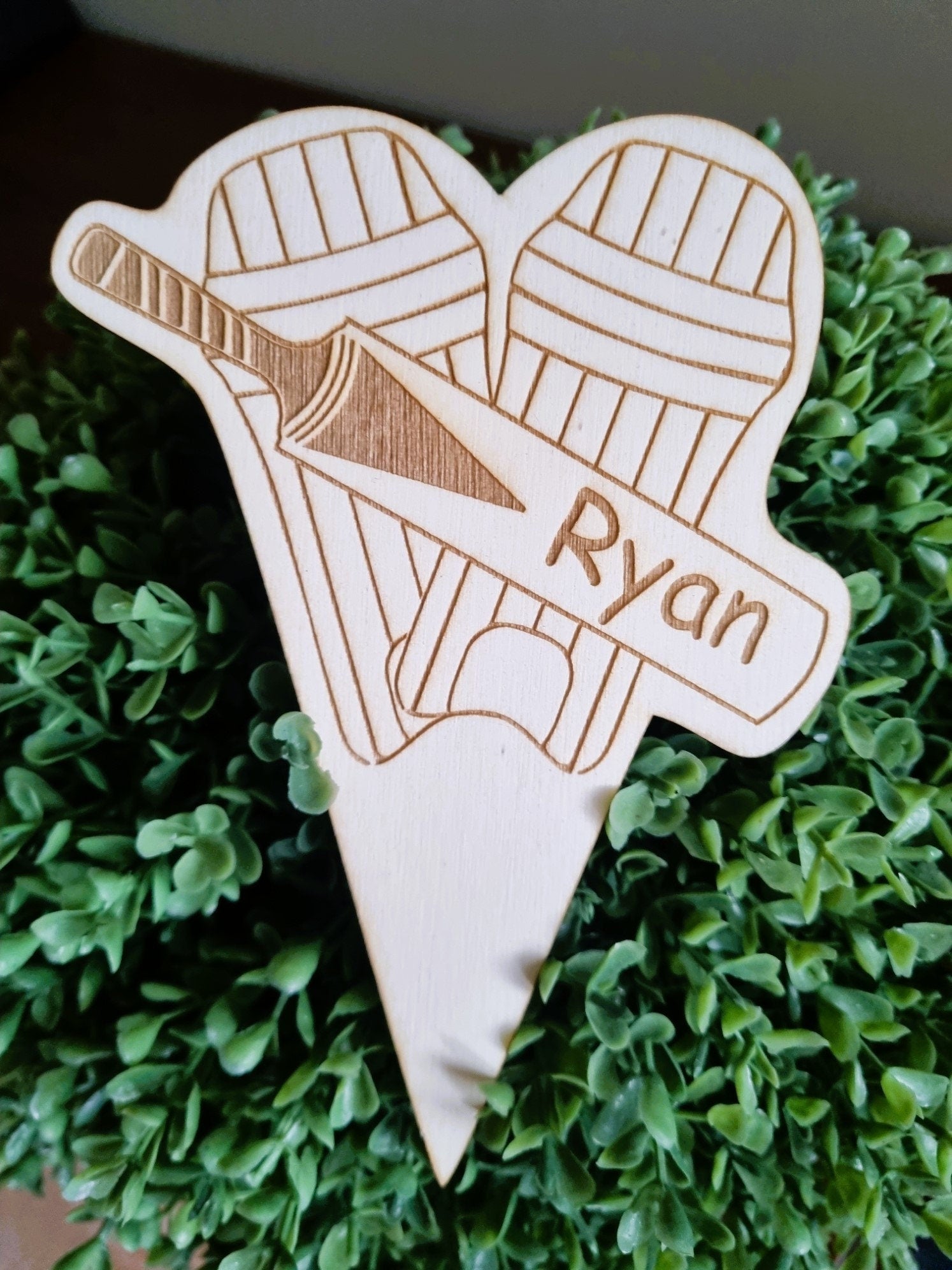 Cricket Cake Topper, Personalised Birthday Decoration, Engraved Cricket Bat