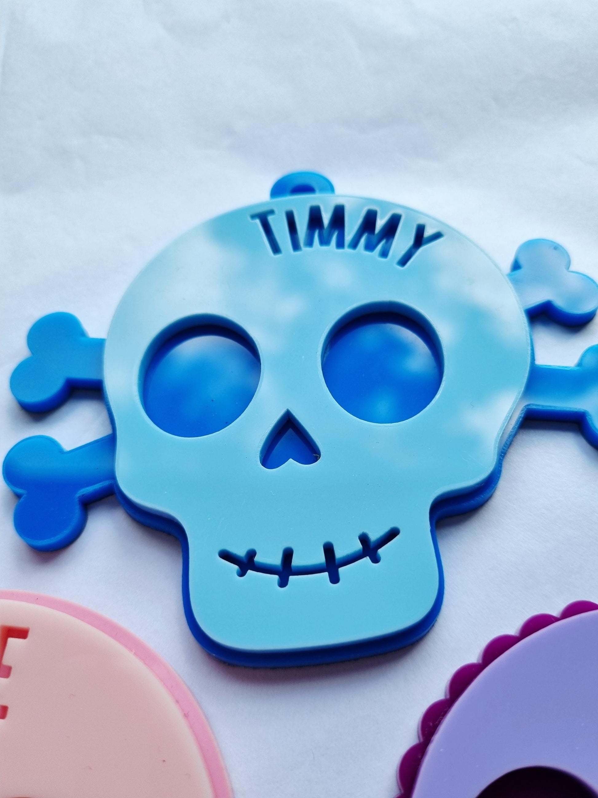 Personalised Halloween Name Tag – Spooky Skull Bag Tag or Gift Label